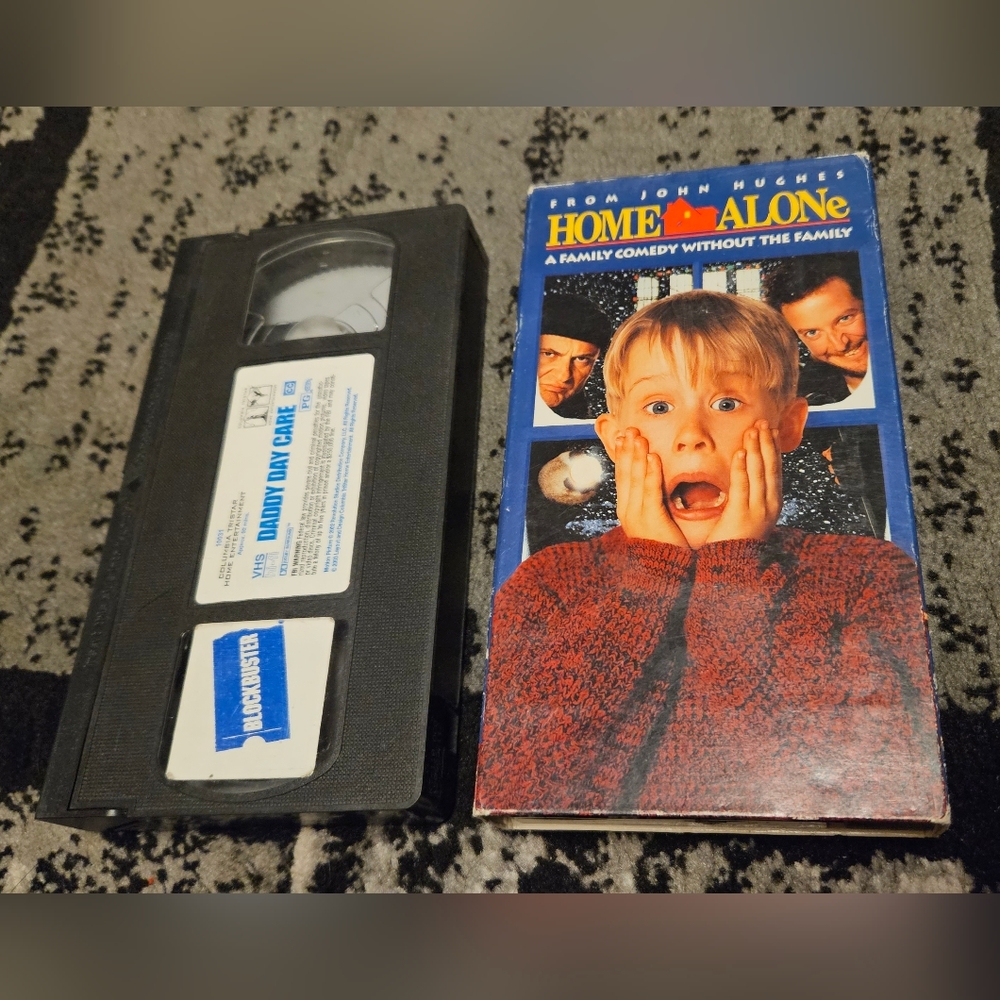 Home Alone / Daddy Daycare VHS Bundle